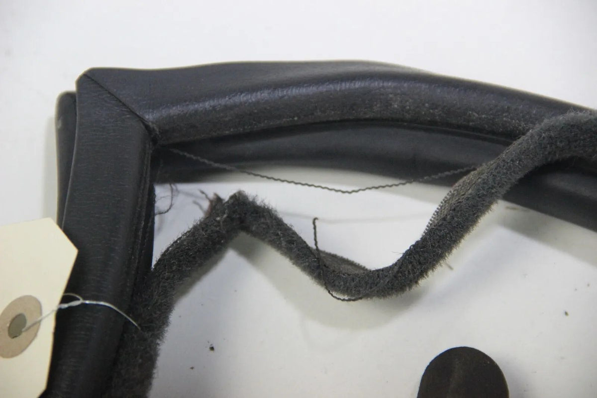Original BMW E30 2-Türer 316i-325i M3 Türdichtung Links Kantenschutz OEM