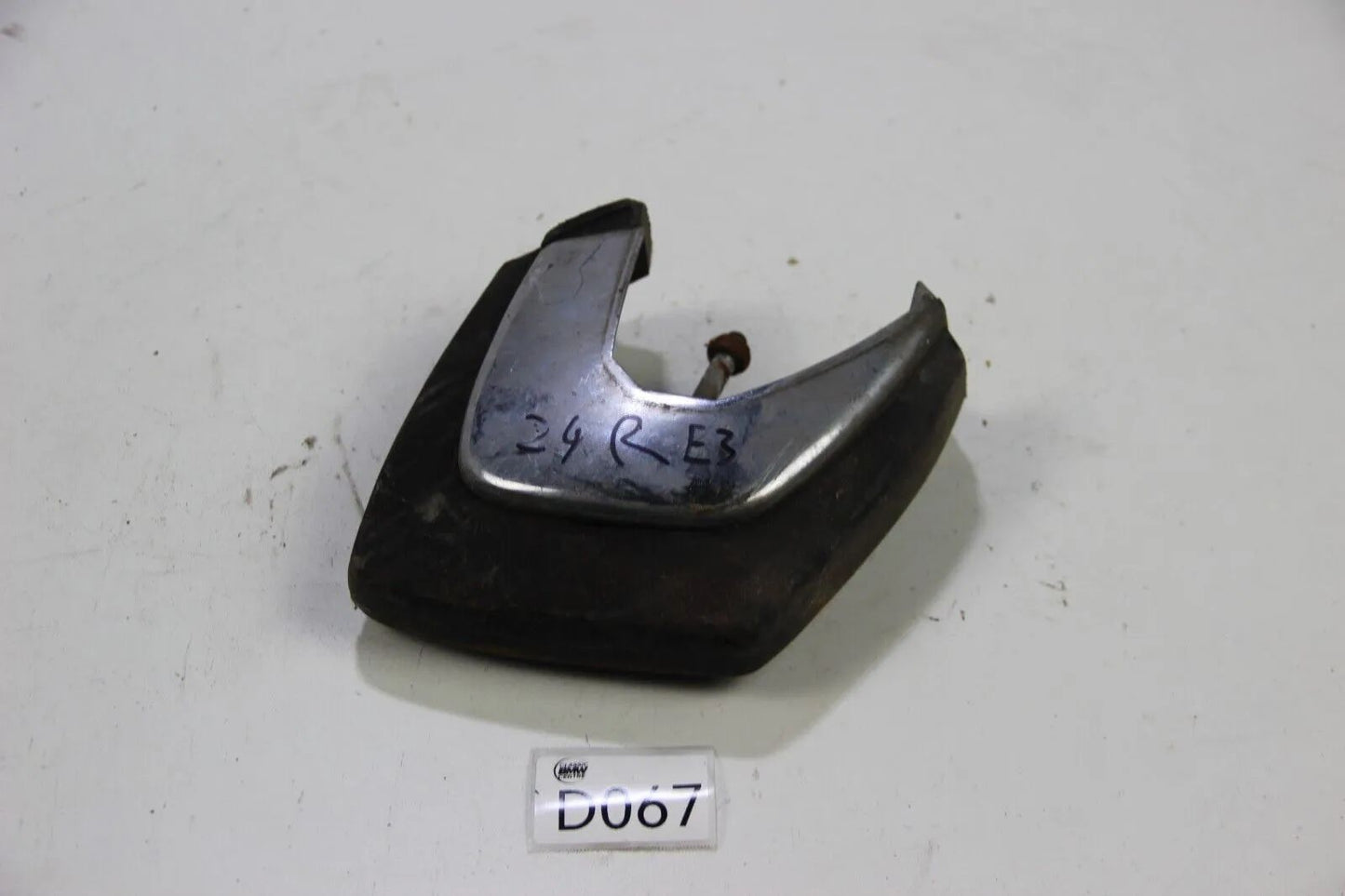 Original BMW E3 Stoßstange vorn Horn rechts Stoßstangenhorn 51111800084