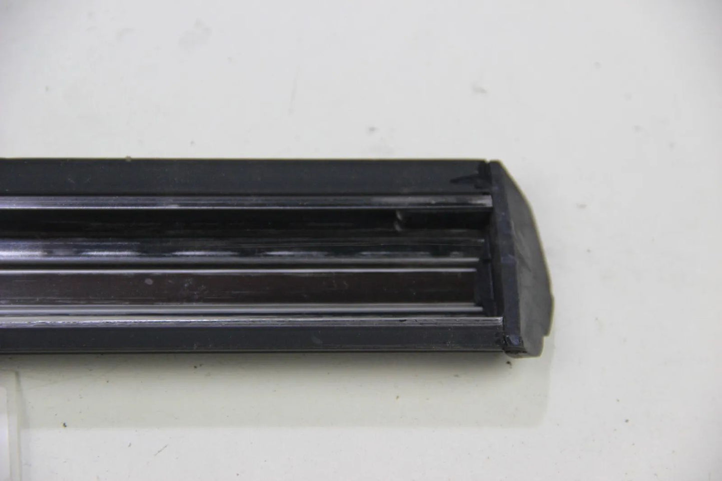 Original BMW E23 728i-745i Stossleiste Seitenwand vorne links NOS 51131848301