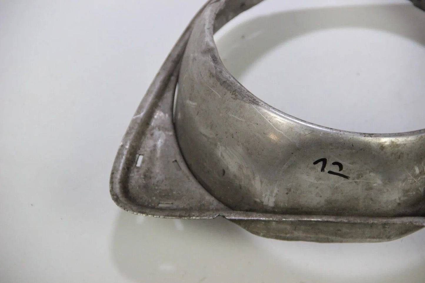 BMW E10 1502 1602 1802 2002  Ziergitter vorne Chrom Schwarz Rechts Zierleiste