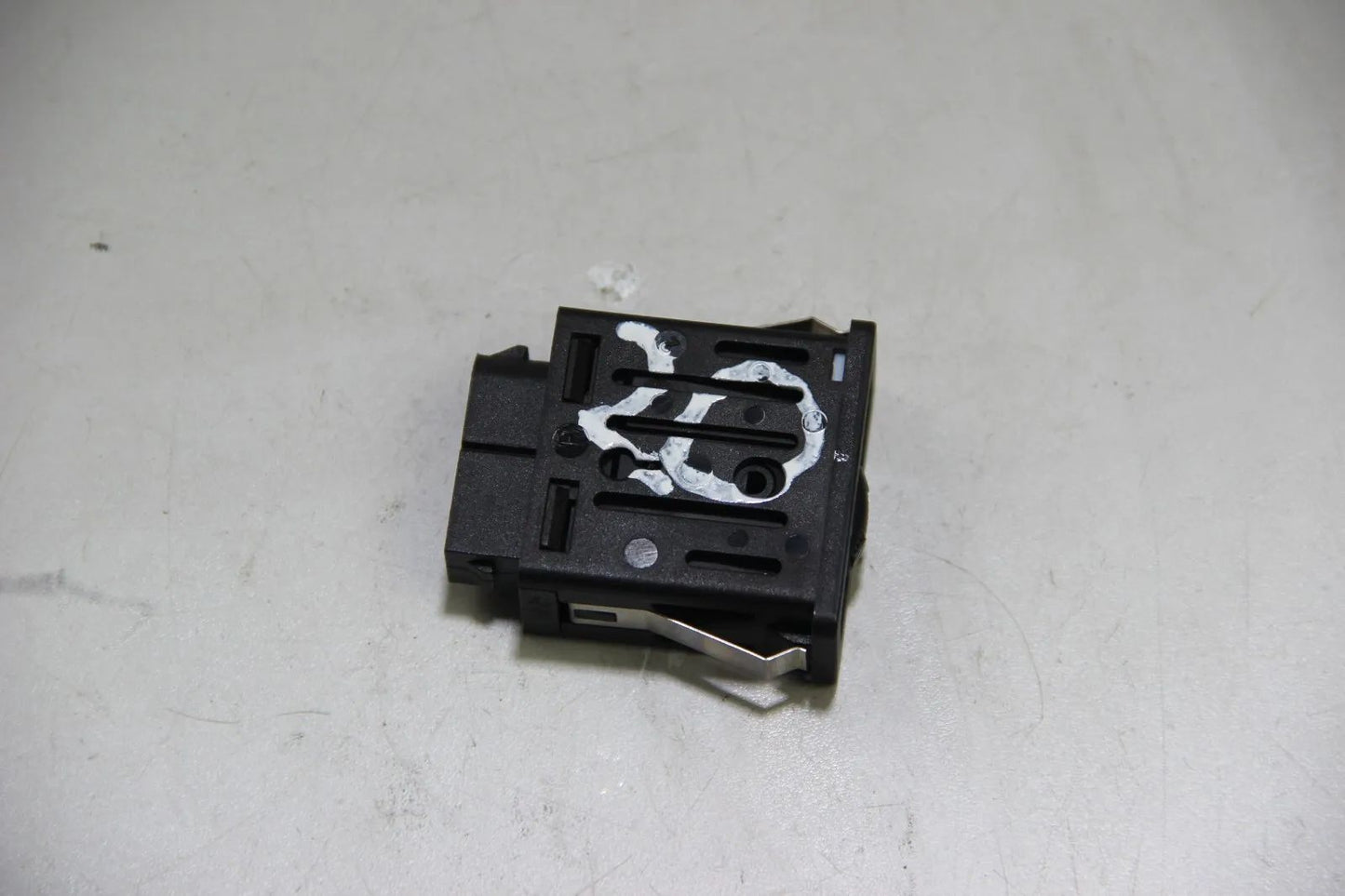 Original BMW E36 Scheinwerfer Schalter Nebelscheinwerfer 8360883