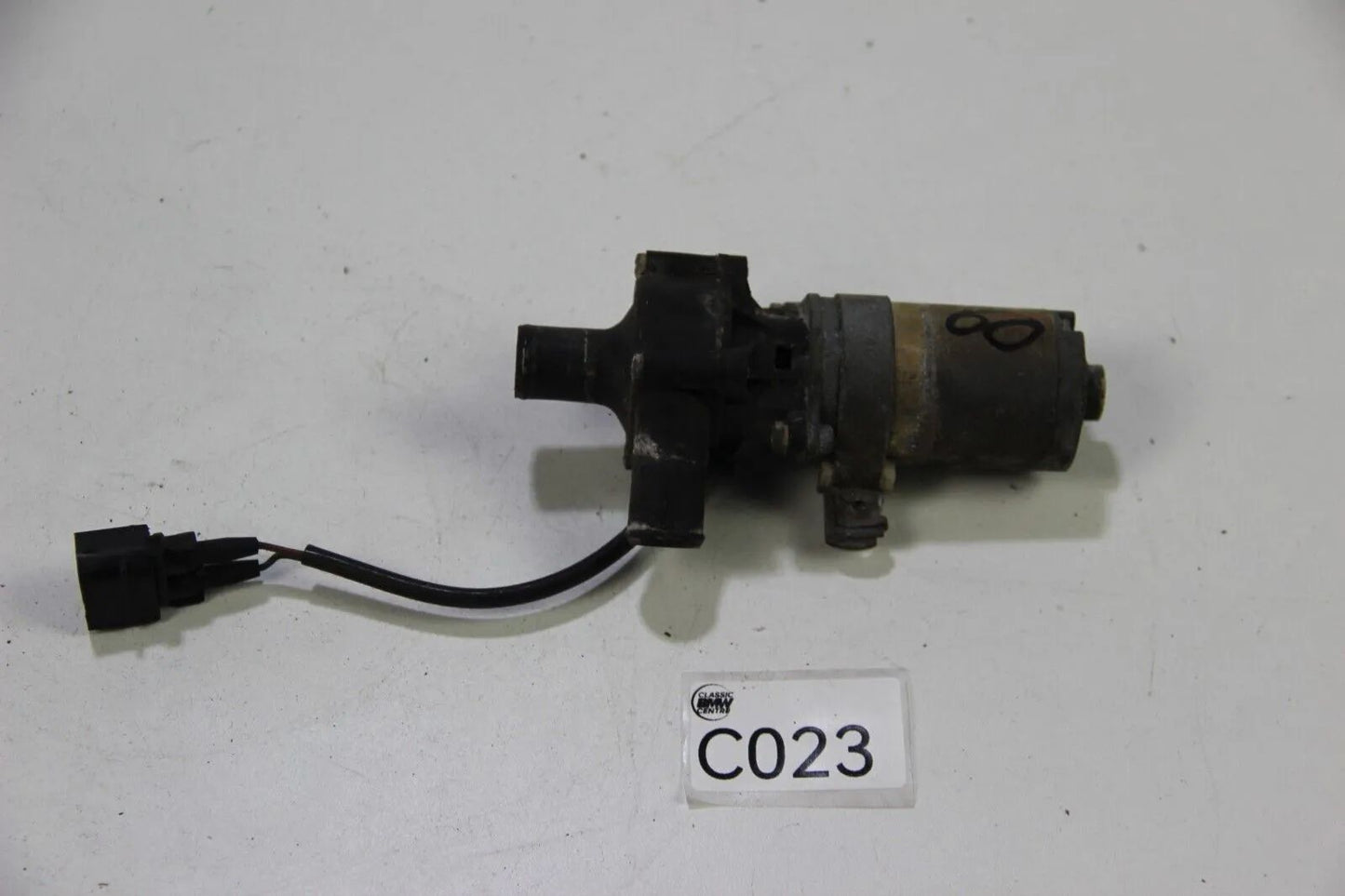 Original BMW Wasserumwälzpumpe Standheizung Bosch 0392020012 1370013