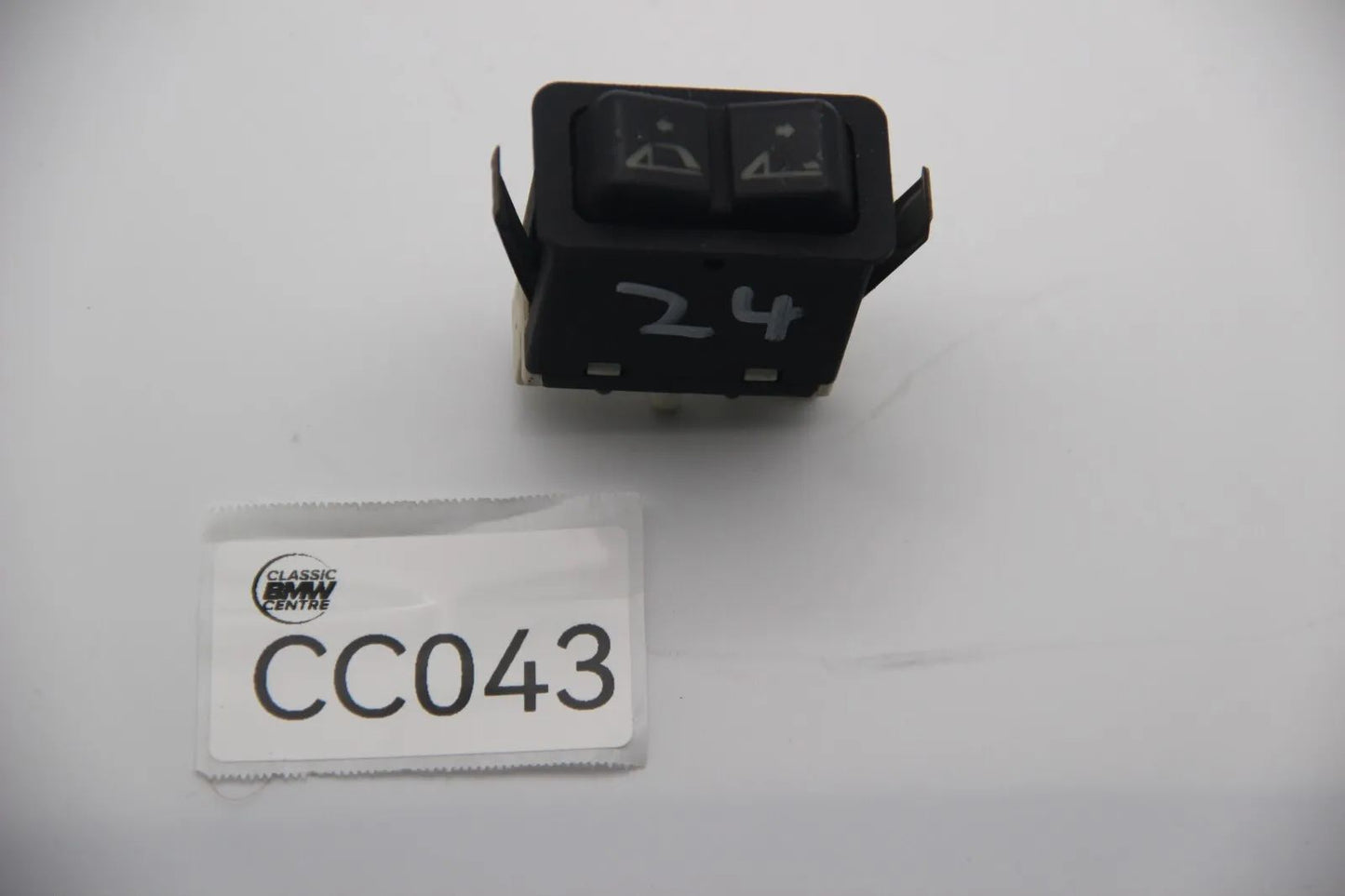 Original BMW E30 Schalter Verdeck Cabrio Convertible 61312230532 Kabrio