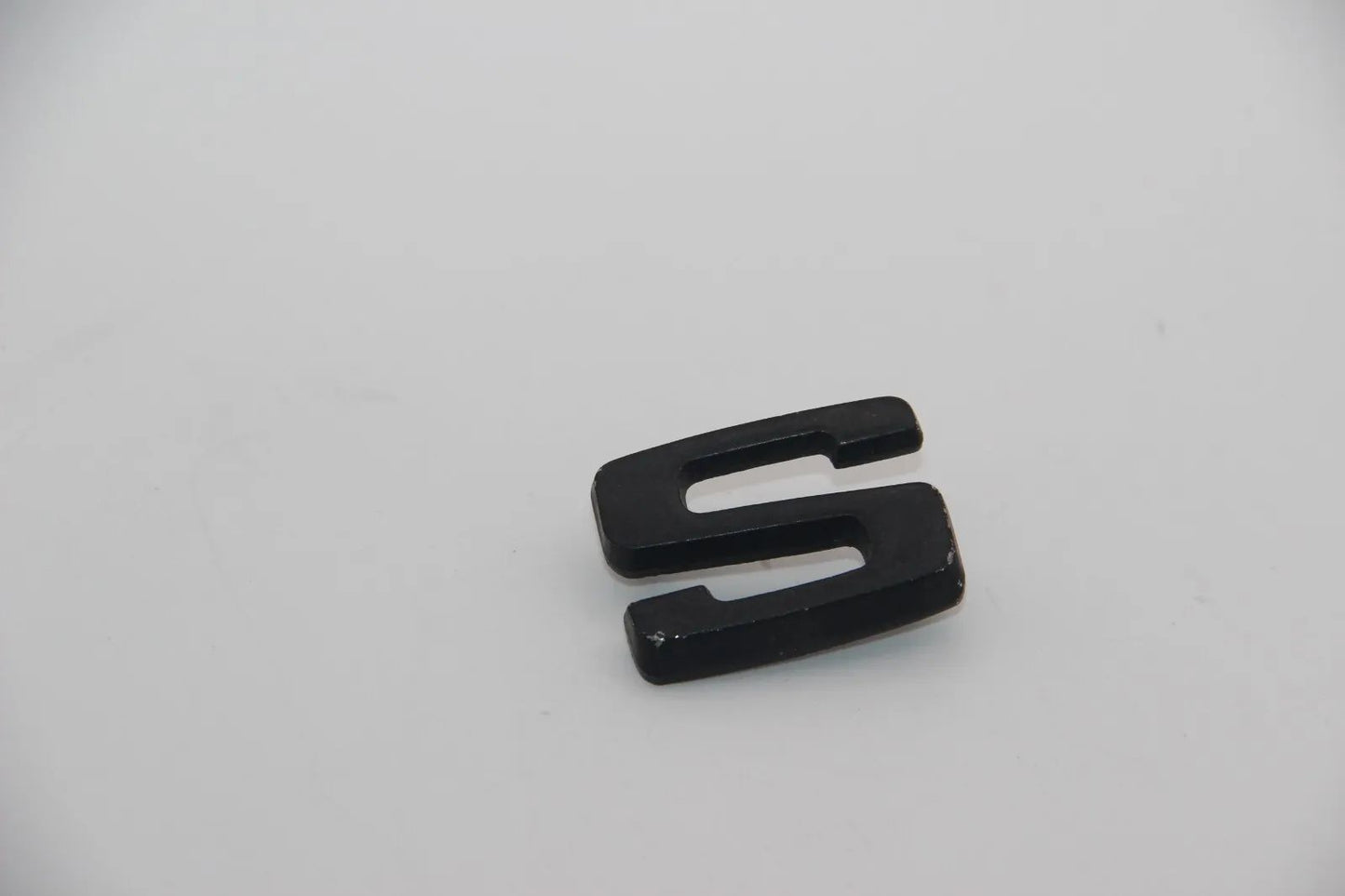 Original BMW S Modellbezeichnung Emblem Badge Schriftzug Typenschild