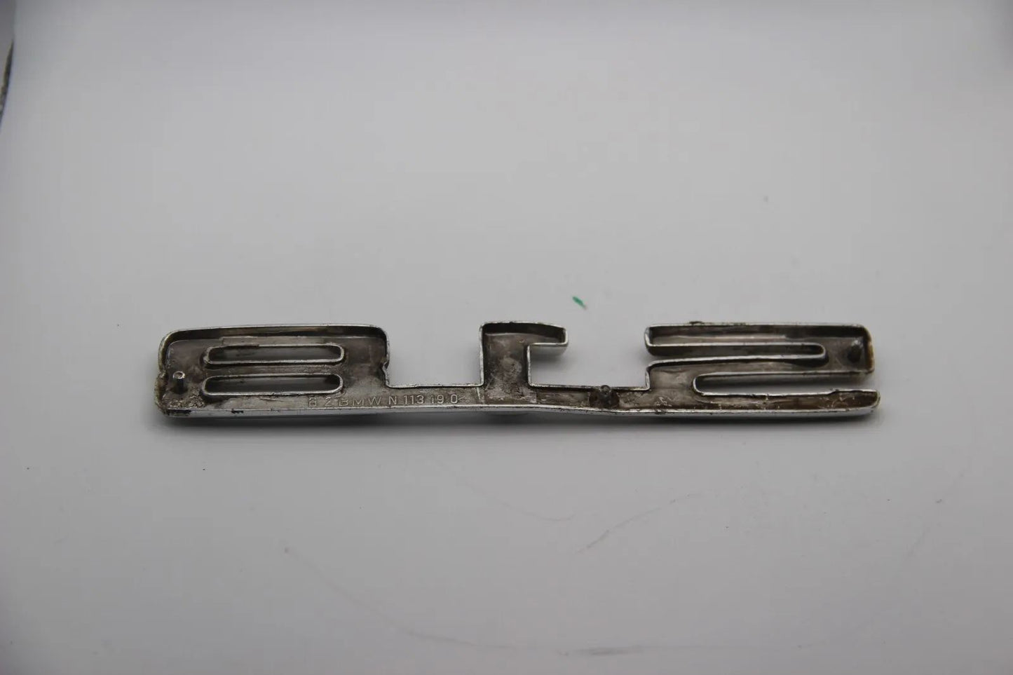 Original BMW E12 518 Modellbezeichnung Emblem Badge Schriftzug Typenschild