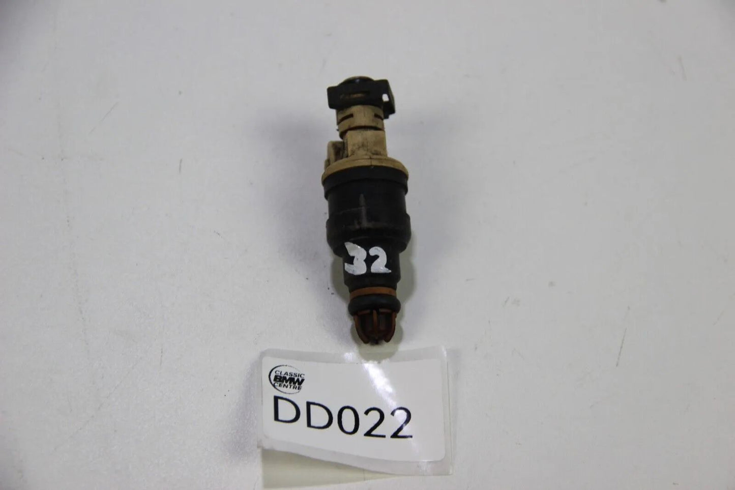 Original BMW E30 E34 E28 325i 525i Injektor Inejctor M20 Einspritzventil 0280150
