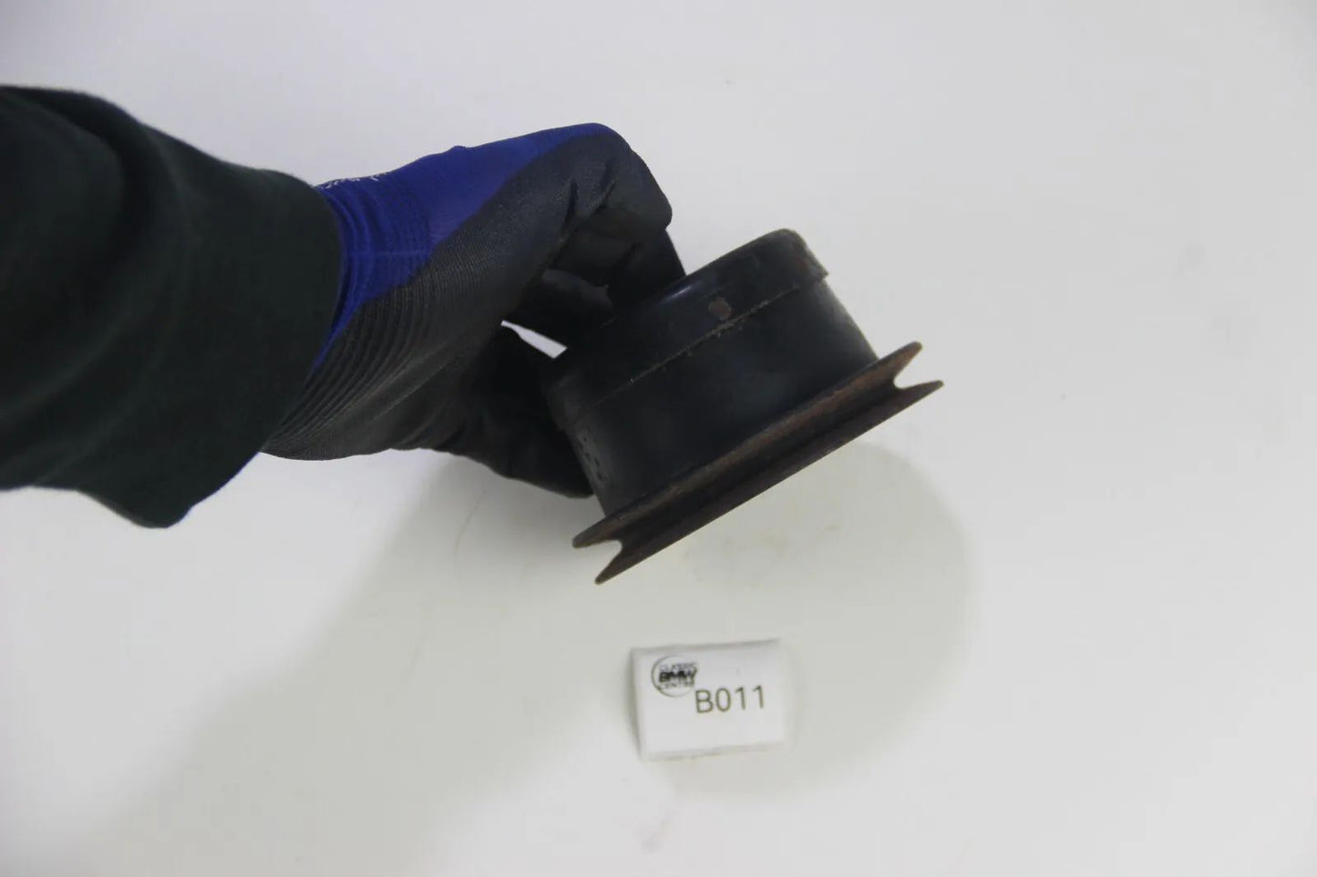 Original BMW E30 M3 E28 M10 Riemenscheibe Wasserpumpe 11511277728 Keilriemen