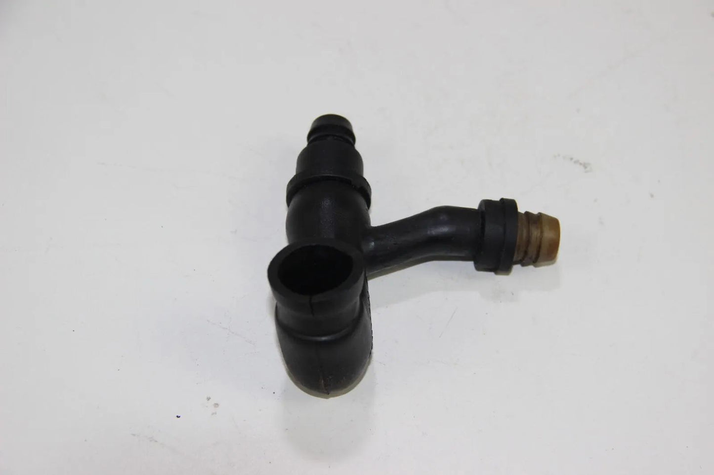 Original BMW E32 E34 Kurbelgehäuse Entlüftung Rohrgelenk 1719841