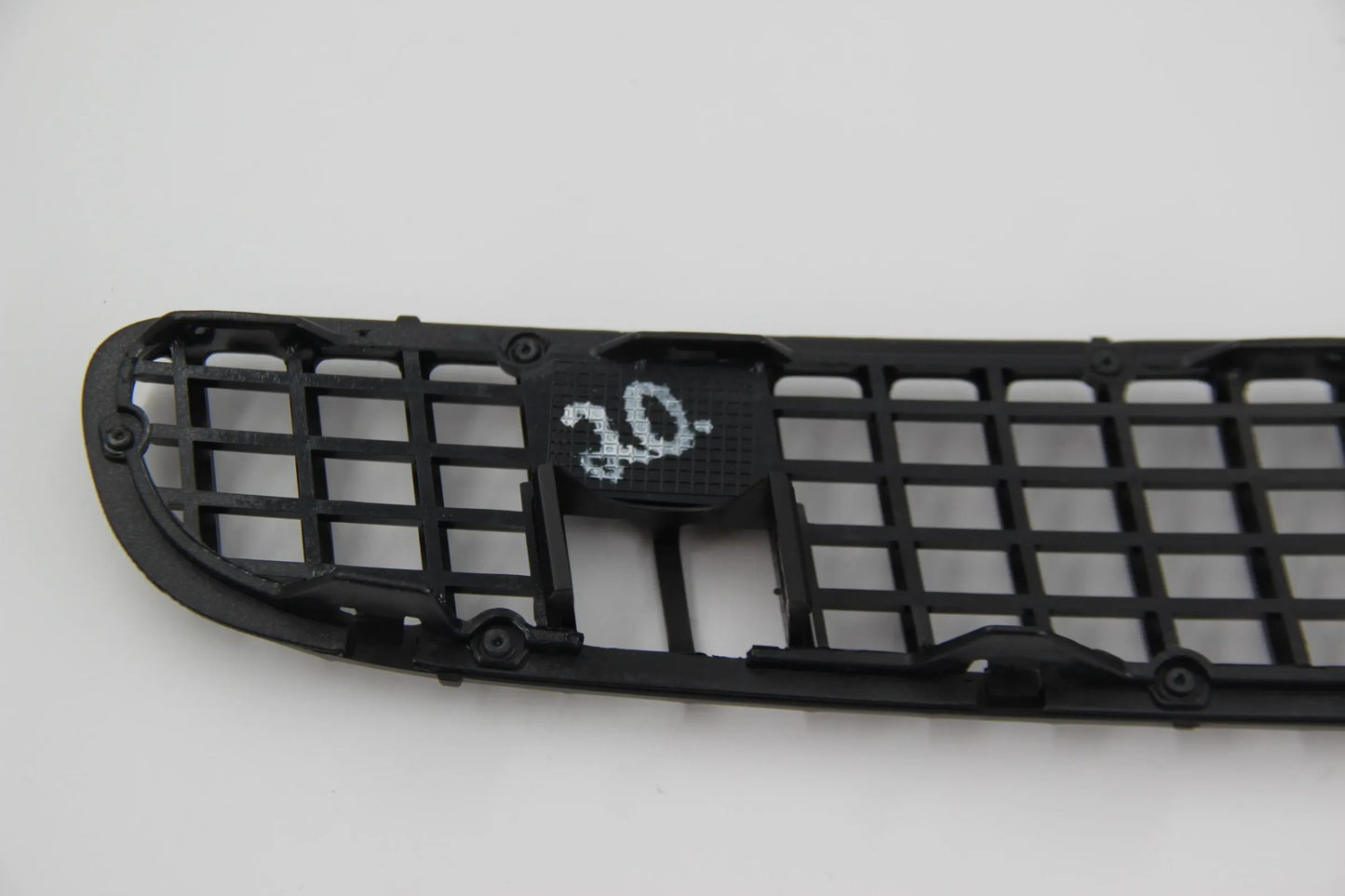 Original BMW E46 316-330xi Zierblende SCHWARZ grill/splash wall 51138204860