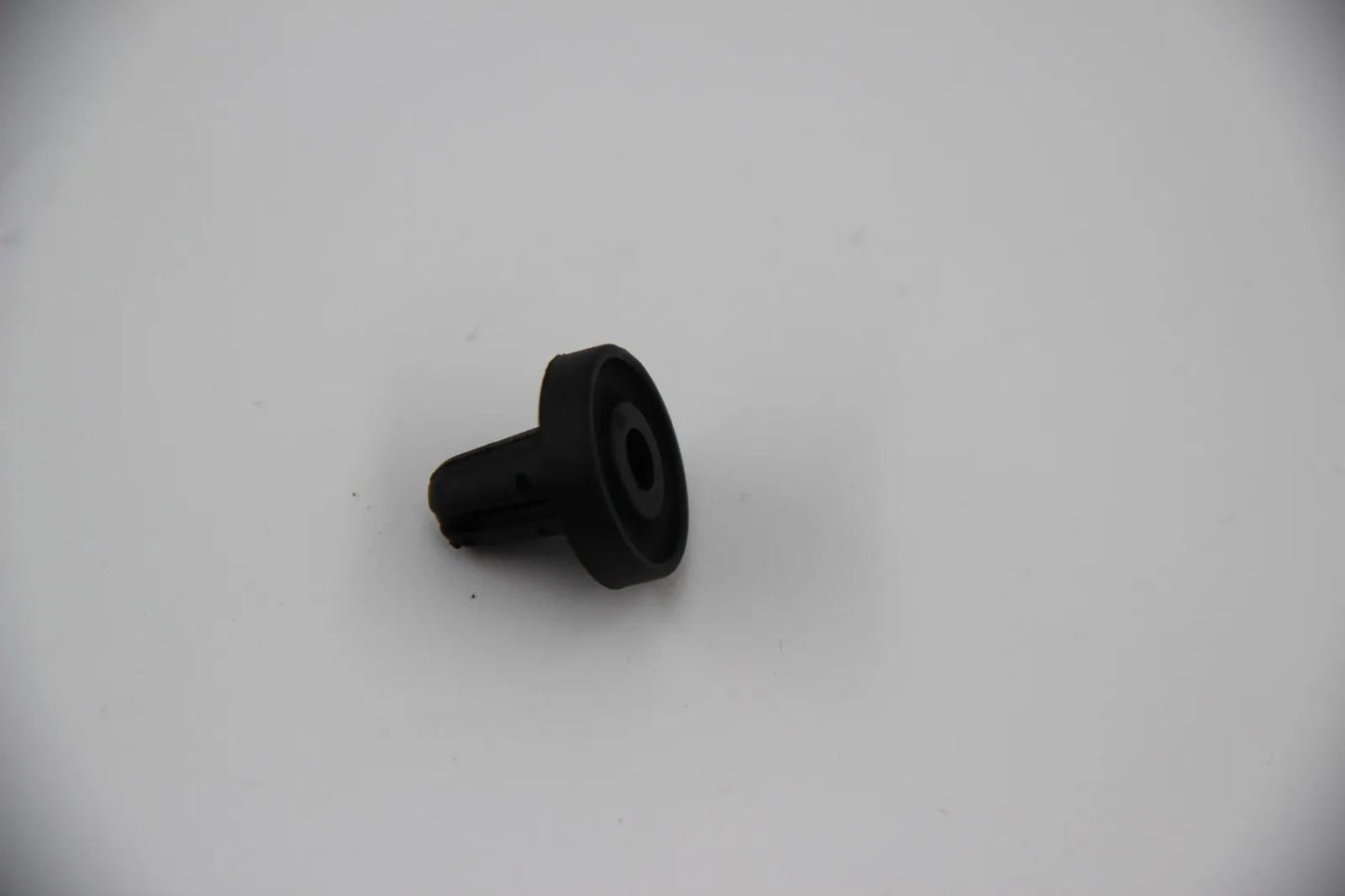 Original BMW E12 E30 E36 E24 E23 Einsteckmutter Heckklappe 6x 51181852299