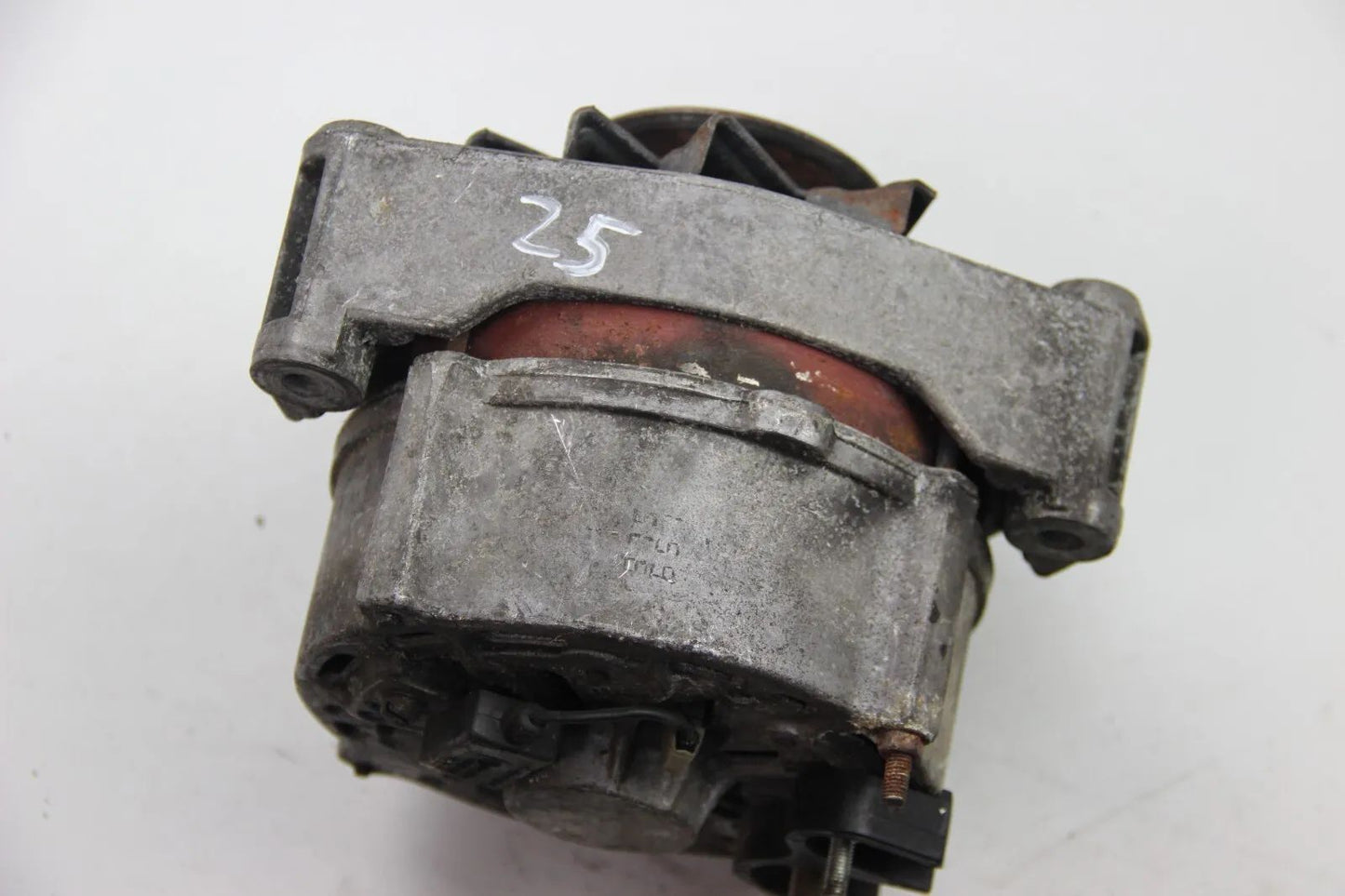 BMW Lichtmaschine Alternator E30 320i 325i M20b20 M20b25 80A Bosch 0120469757