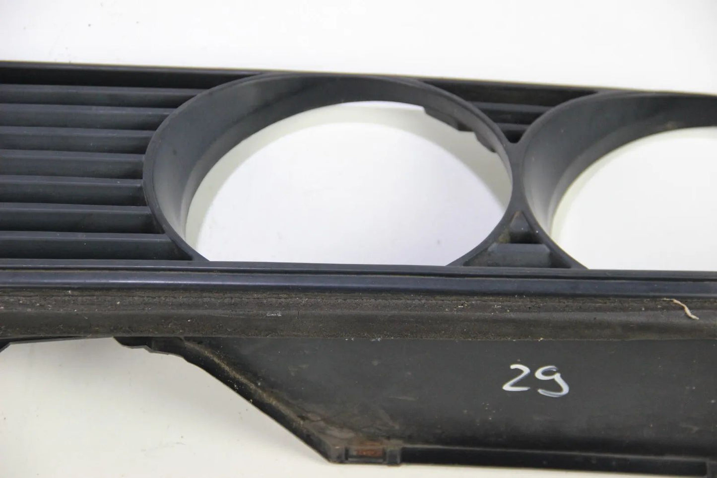 Original BMW E30 Scheinwerfer Umrandung Ziergitter Rechts Grille 1876092