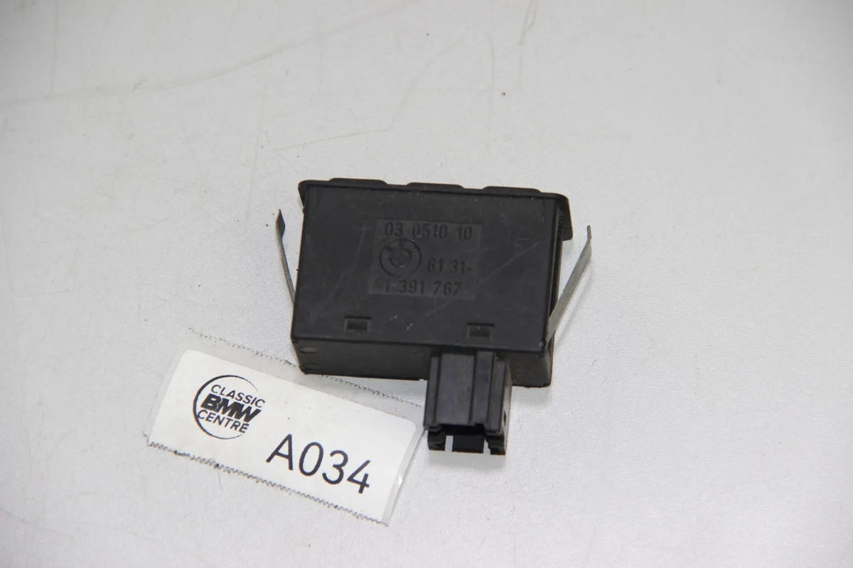 BMW E34 Schalter Beheizte Heckscheibe Heated Window switch 61311391767