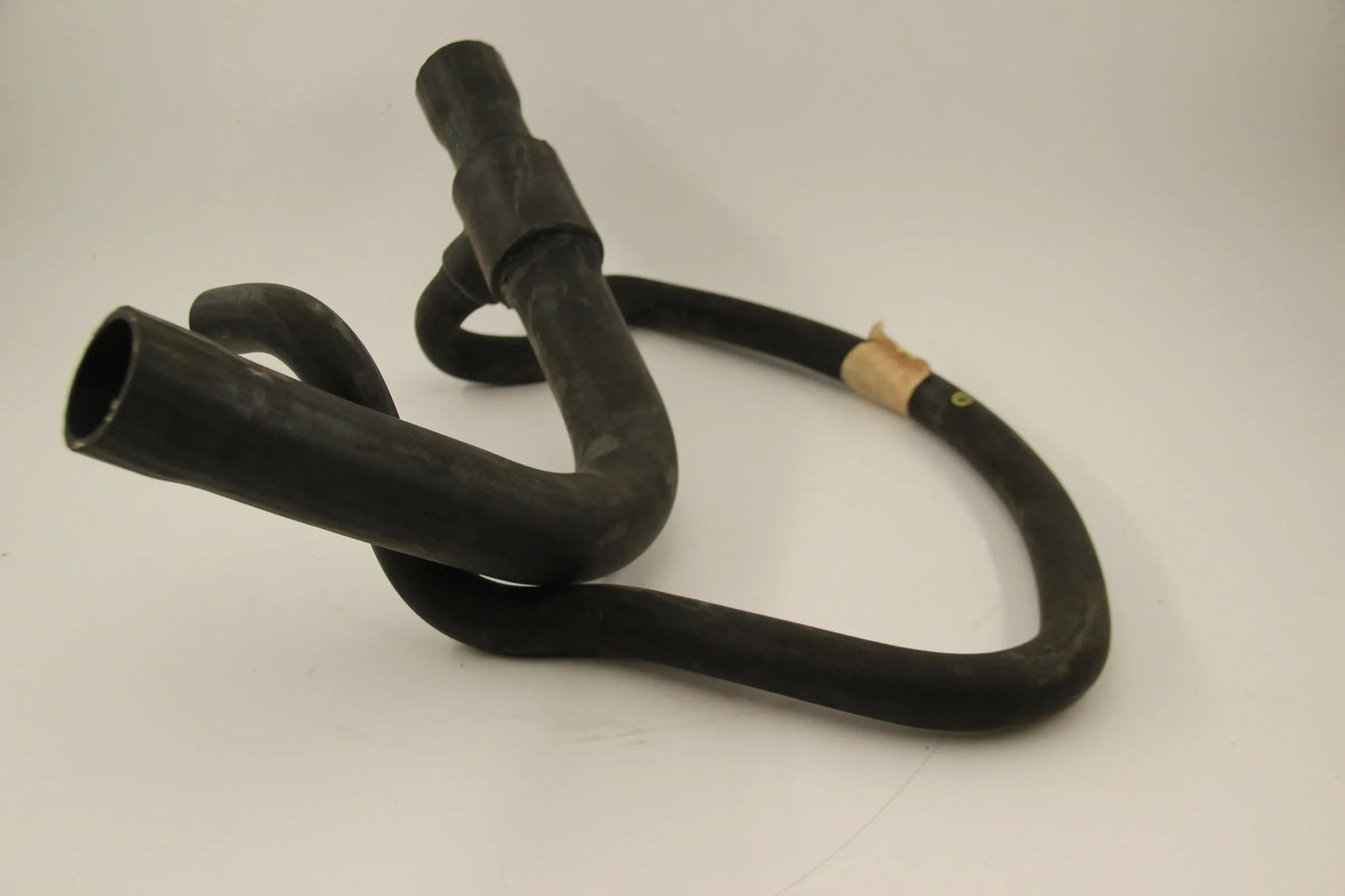 Original BMW E34 530i 535i M30 E32 730i-735iL M30 Wasserschlauch 11531722682