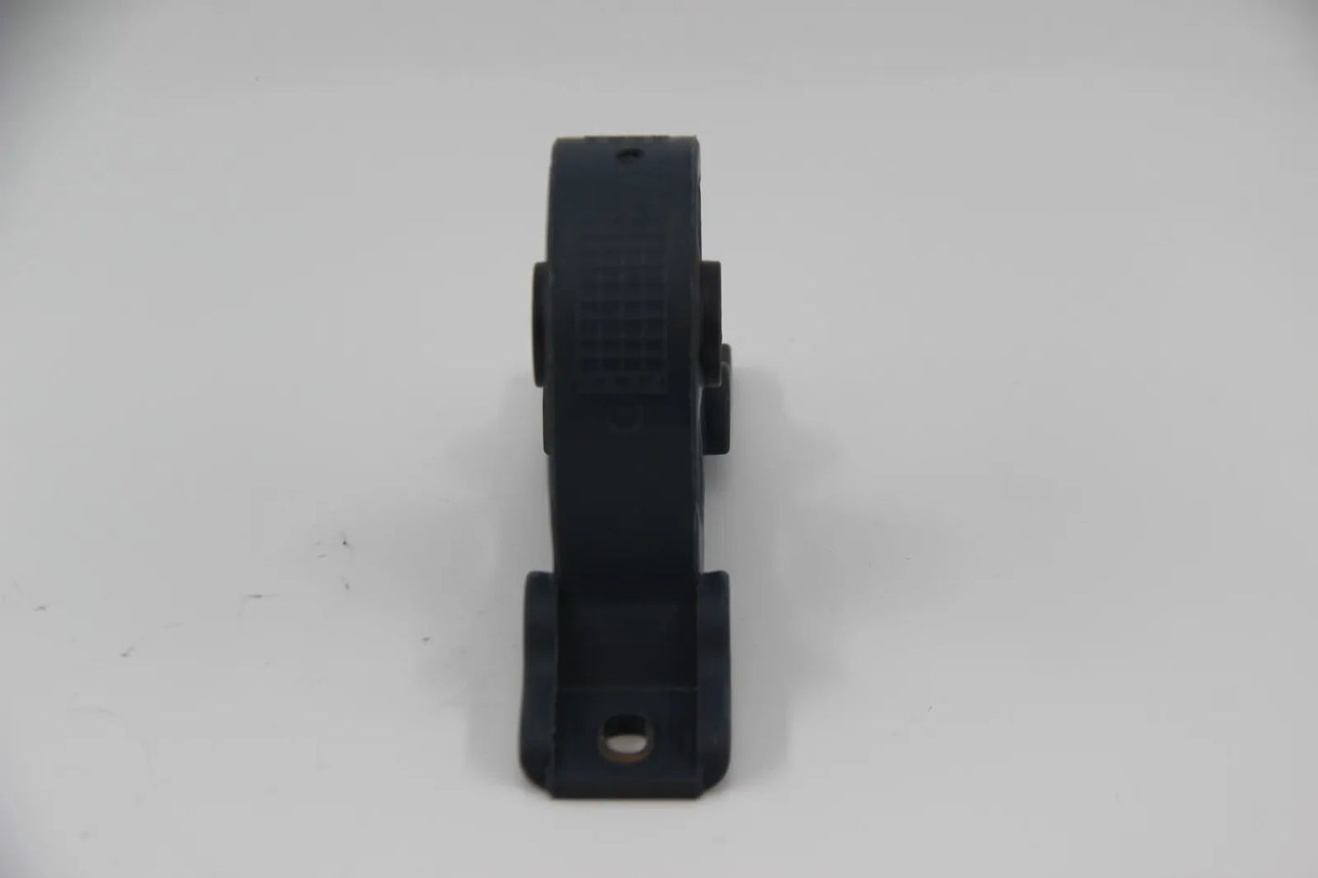 Original BMW E46 318d-320td Gummilager Nachschalldämpfer Lager 18207786468