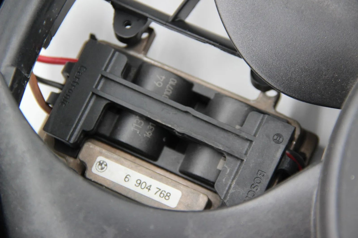 Original BMW E46   Kühlerlüfter mit Kühlerlüfterrahmen 390W NOS 17117510617