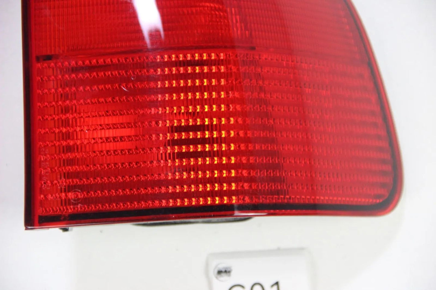 NEU Original BMW E39 Rücklicht Heckleuchte Seitenwand rechts 63218371328 5er OEM