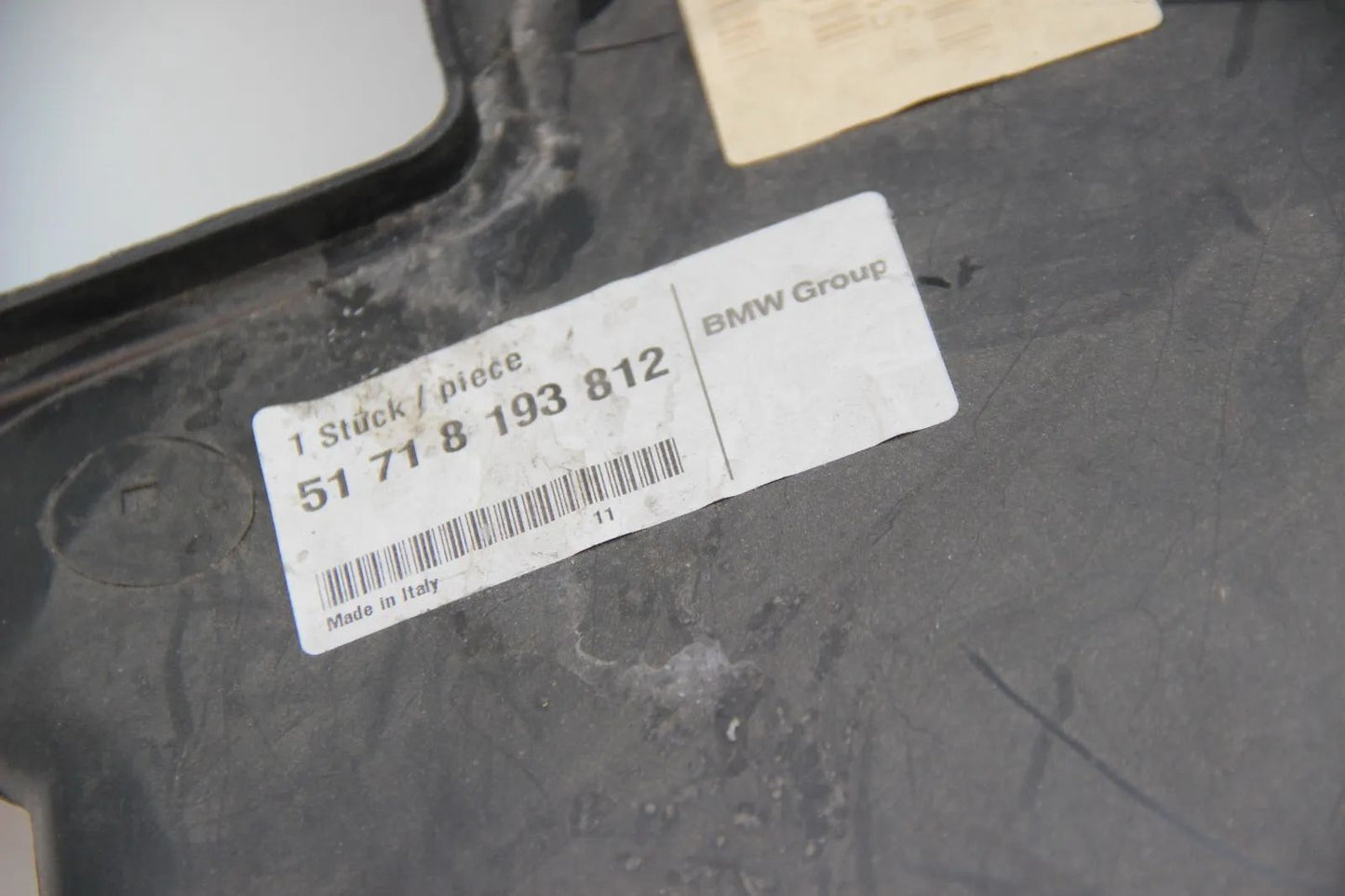 BMW E46 316i-330i 318d-330d Abdeckung Radhausverkleidung  rechts 51718193812