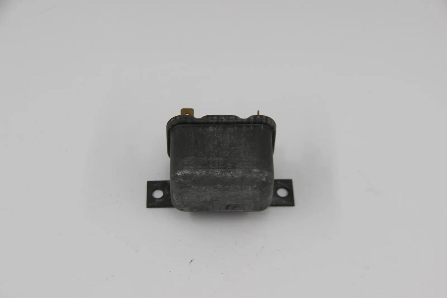 BMW E10 E3 E9  E12 Bosch Relais Stromrelais 12V 0332003014 NOS 61311352156 Neu