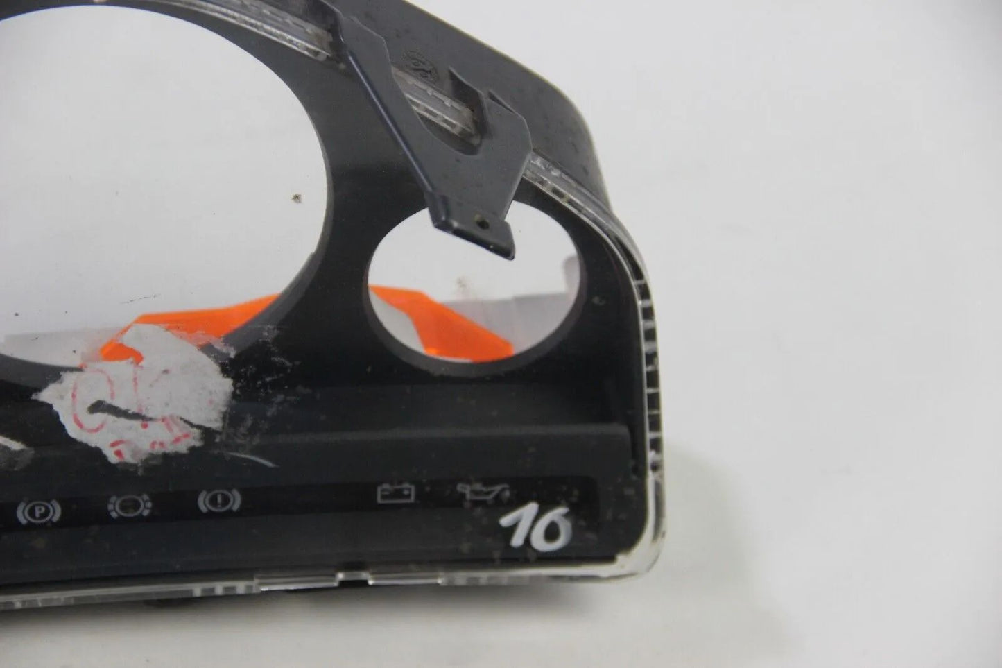 BMW E30 320i-325i 320is  Kombiinstrument Tacho Gehäuse für Tachos Drehzahlmesser