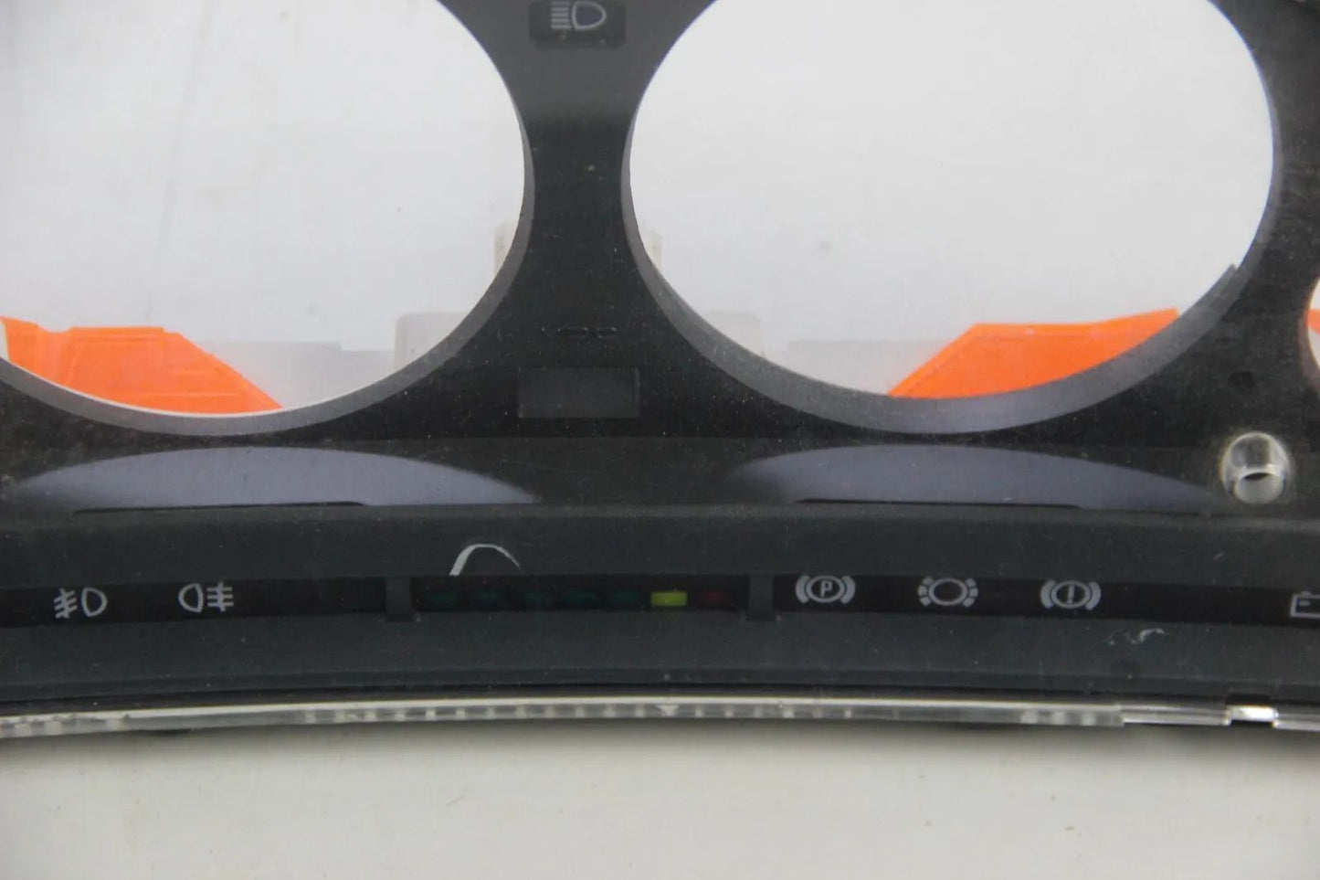 BMW E30 316i 318i	Kombiinstrument Tacho Gehäuse für Tachos mit Quartz Uhr