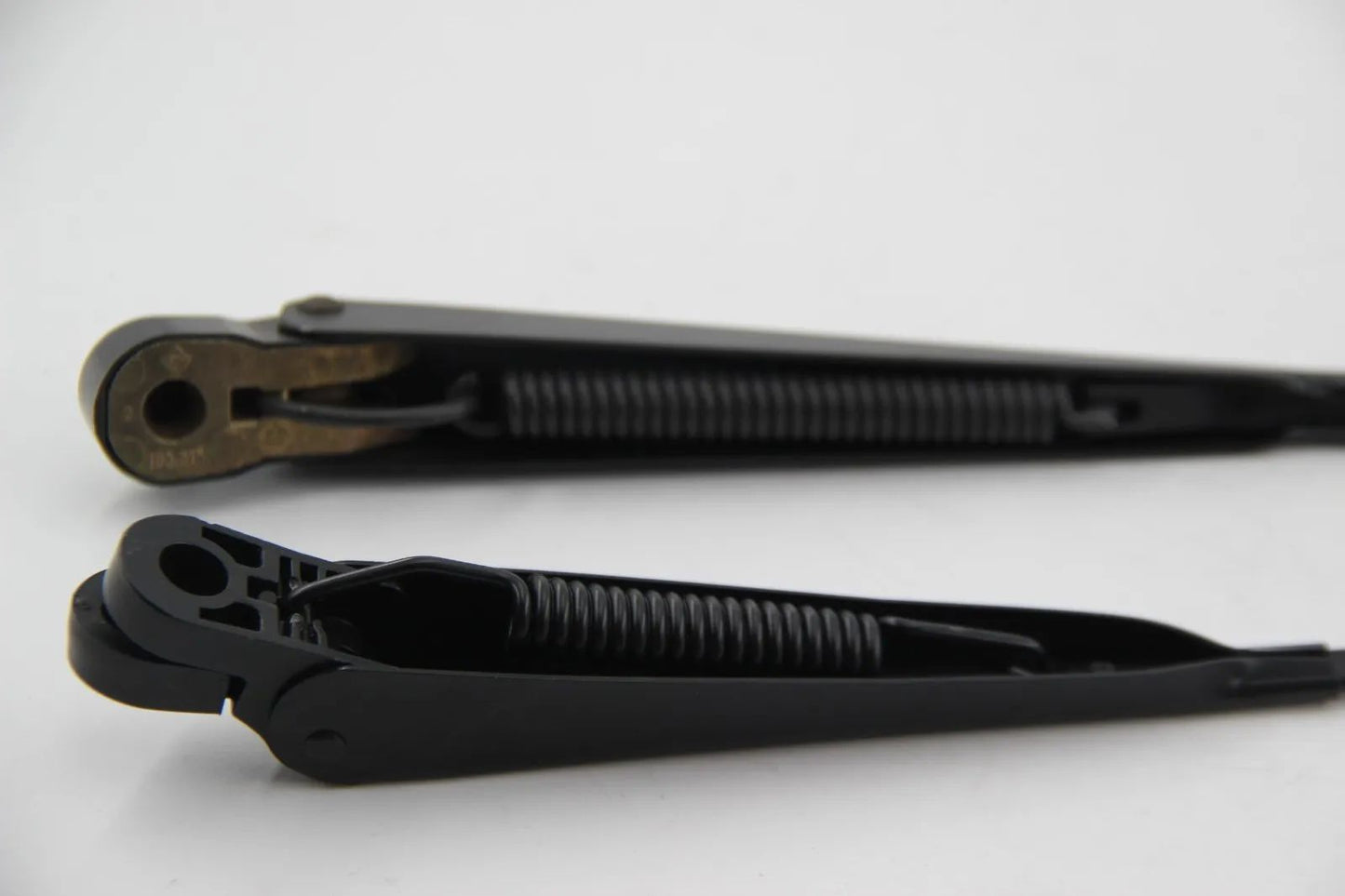 Original BMW E12 E28 5er Wischarm links rechts NOS NLA 61611365980 61611357477