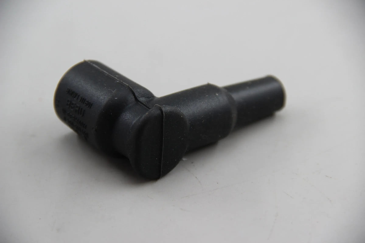 Original BMW E30 320is M3 S14 E34  M5 3.6 Entstörstecker 1000-OHM 12121311601