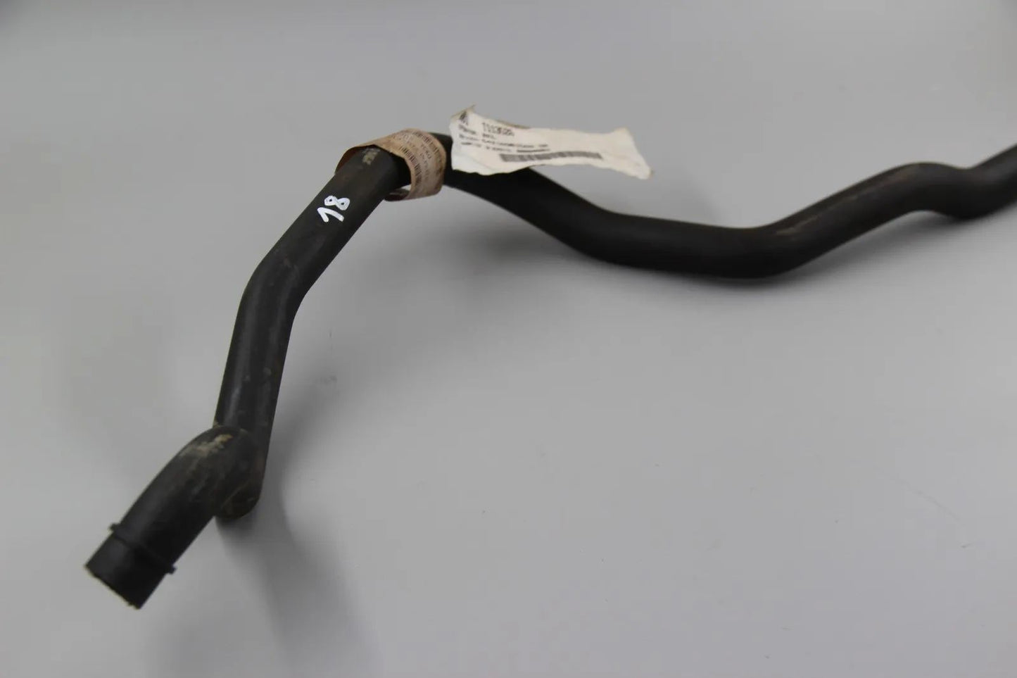 Original BMW E46 3er Schlauch Heizkörper-Ausgleichbehälter 64216901568