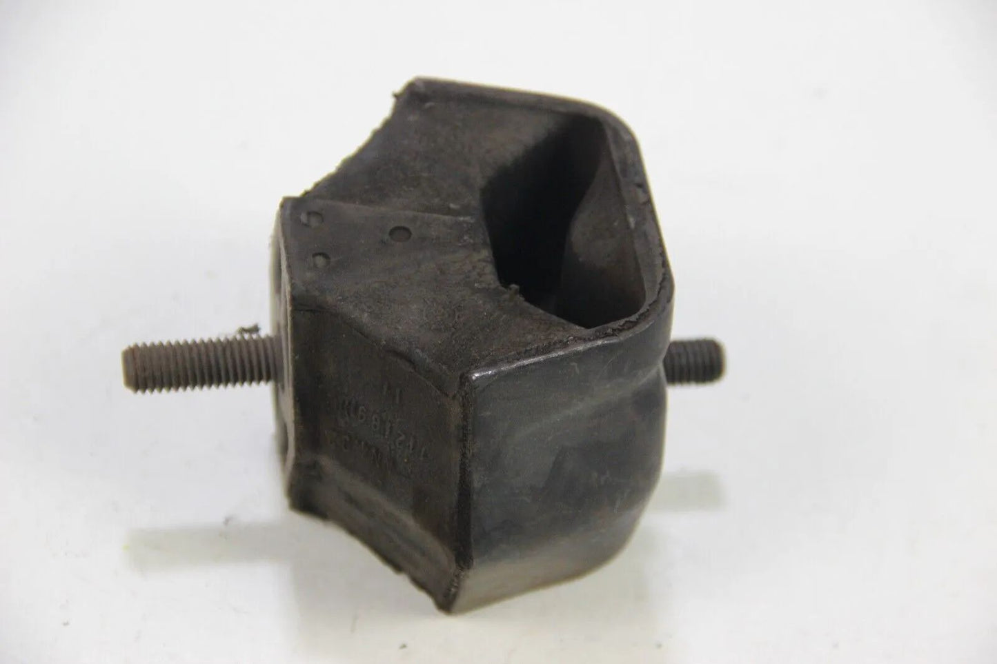 NEU Original BMW E30 324td M21 Gummilager 1135807 Motorlager Lager