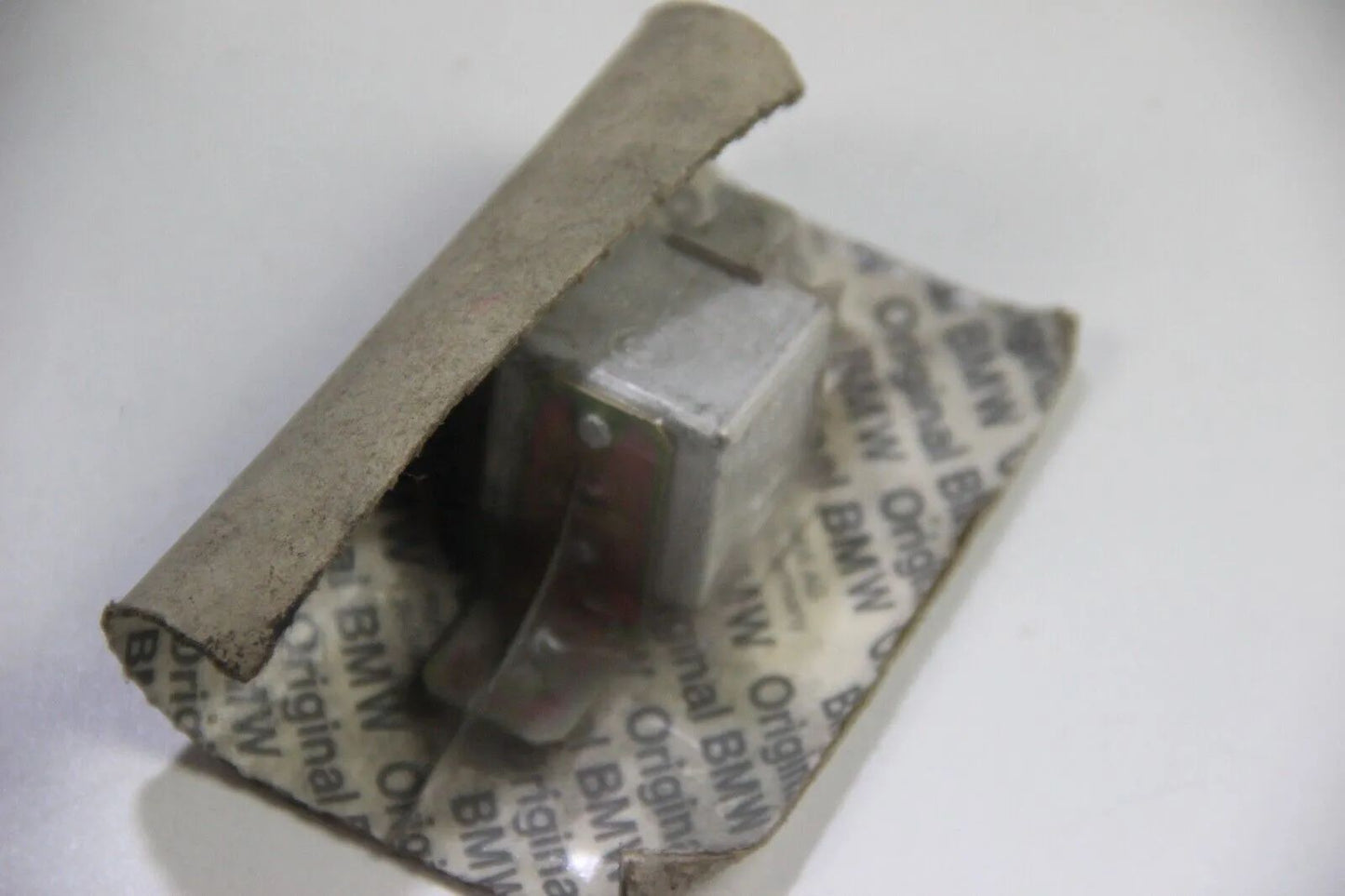 NEU BMW Original 728i 732i 735i 745i Relais 1358198 Fern Scheinwerfer