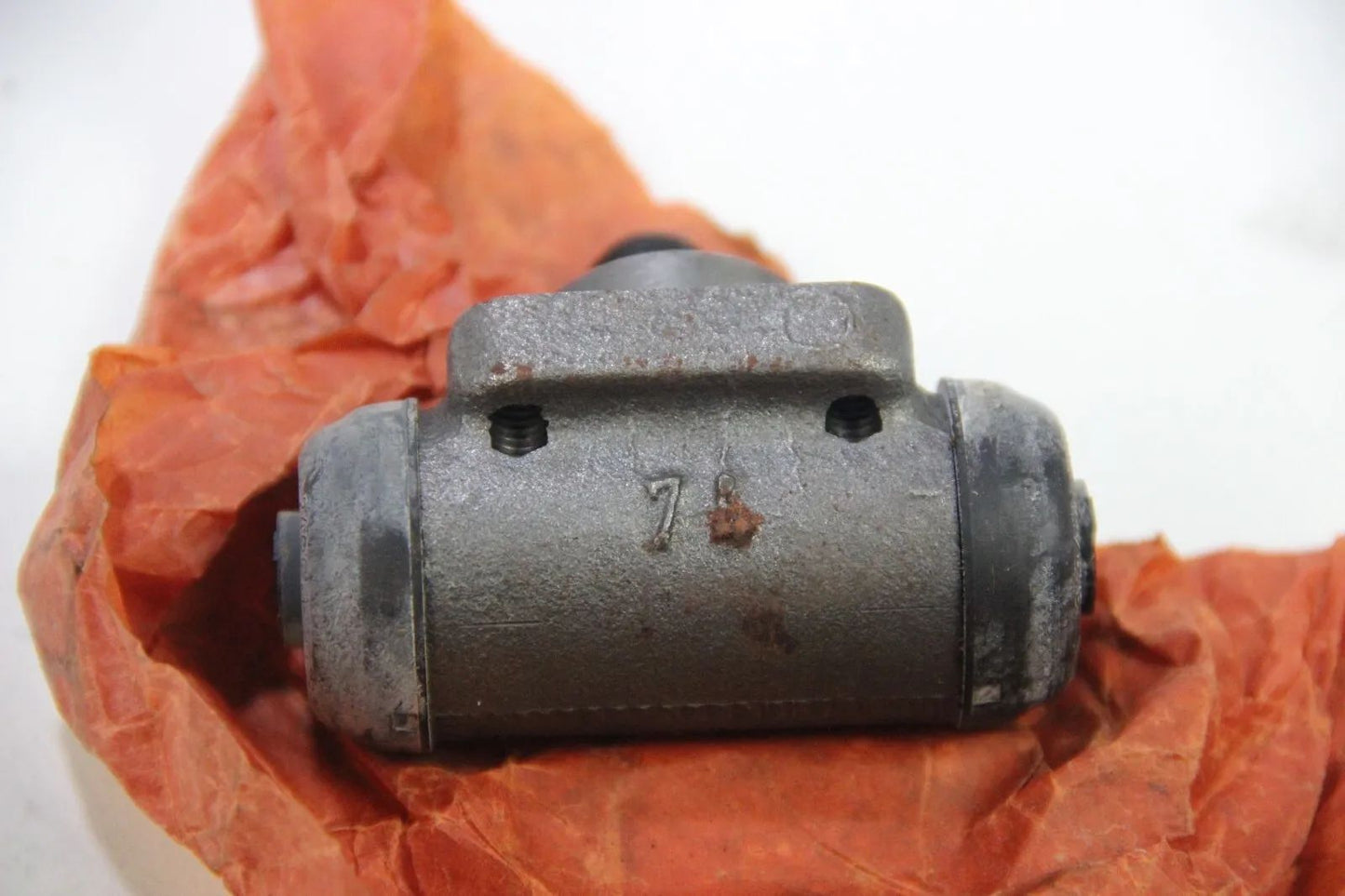 NEU Original BMW 114 E9 E12 M10 M20 Radzylinder D= 22,20mm 34211103392 Trommel