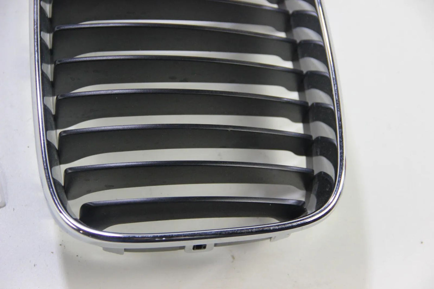 Original BMW E81 E87 Ziergitter Chrom Niere Links Kühlergrill 51137166439