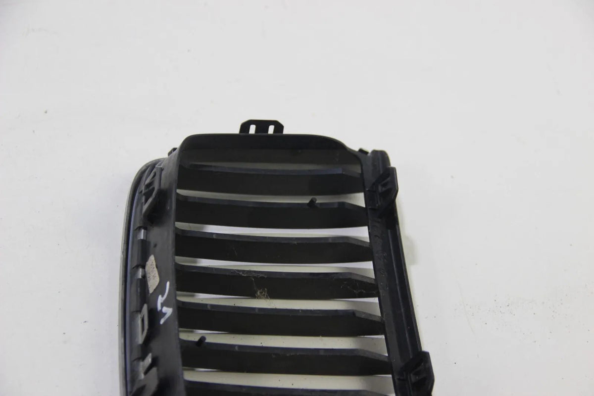 Original BMW E90 E91 3er Ziergitter Chrom Niere Rechts Kühlergrill 51137120008