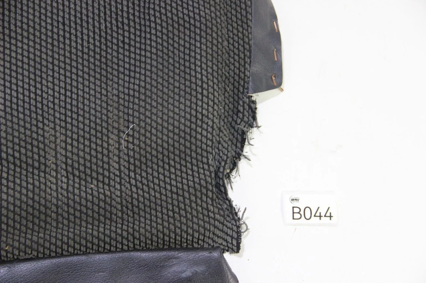 Original BMW E30 316i-325i M3 3er Sportsitz bezug Sitzbahn mitte unten