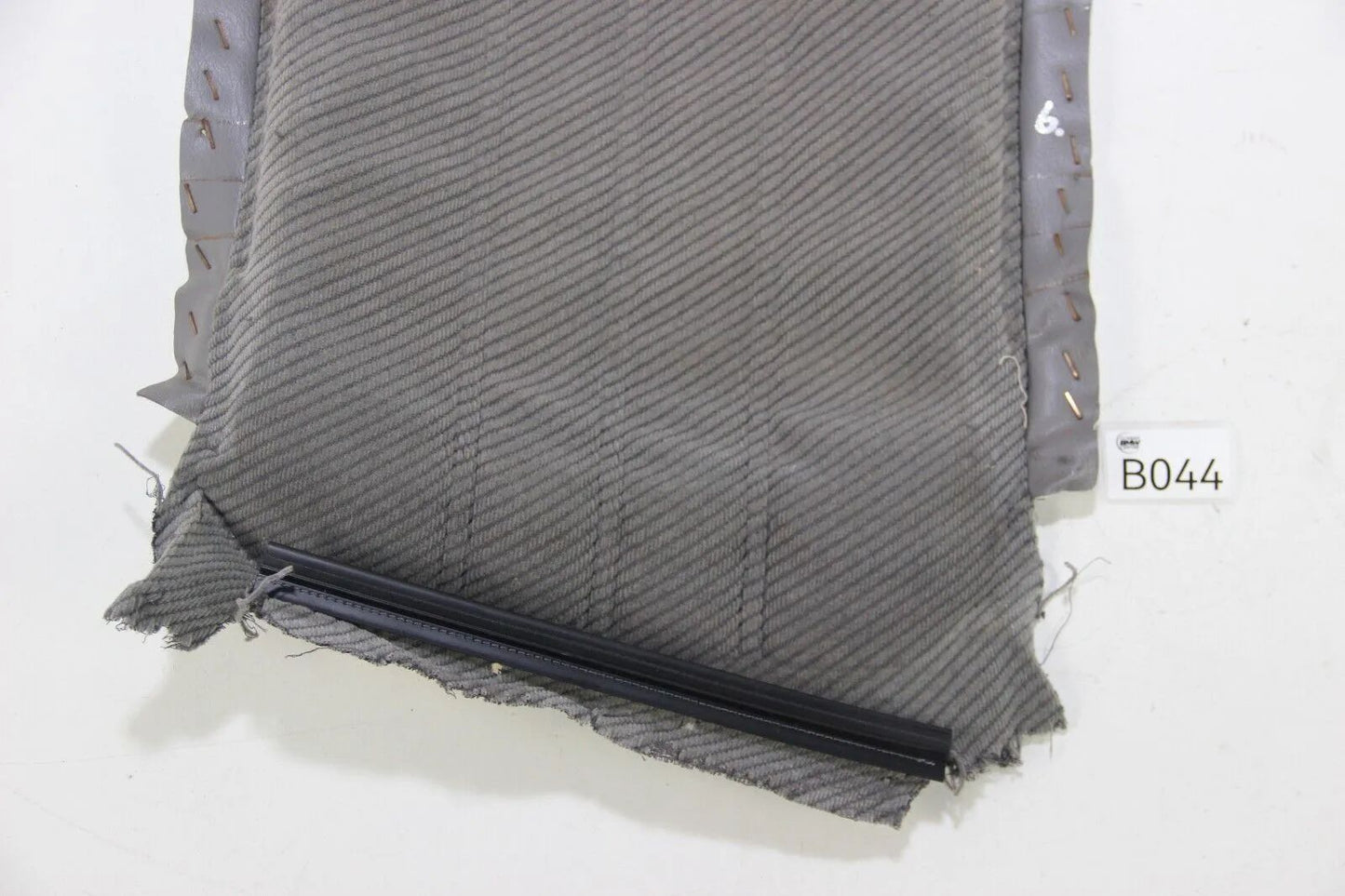 Original BMW E30 316i-325i M3 3er Sportsitz bezug Sitzbahn mitte oben Grau