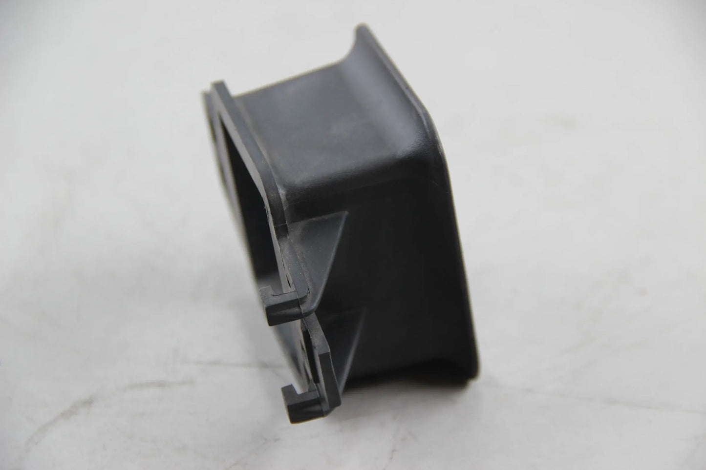 Original BMW E30 316i M40 318i M40 M42 318is M42 Trichter  13711709769