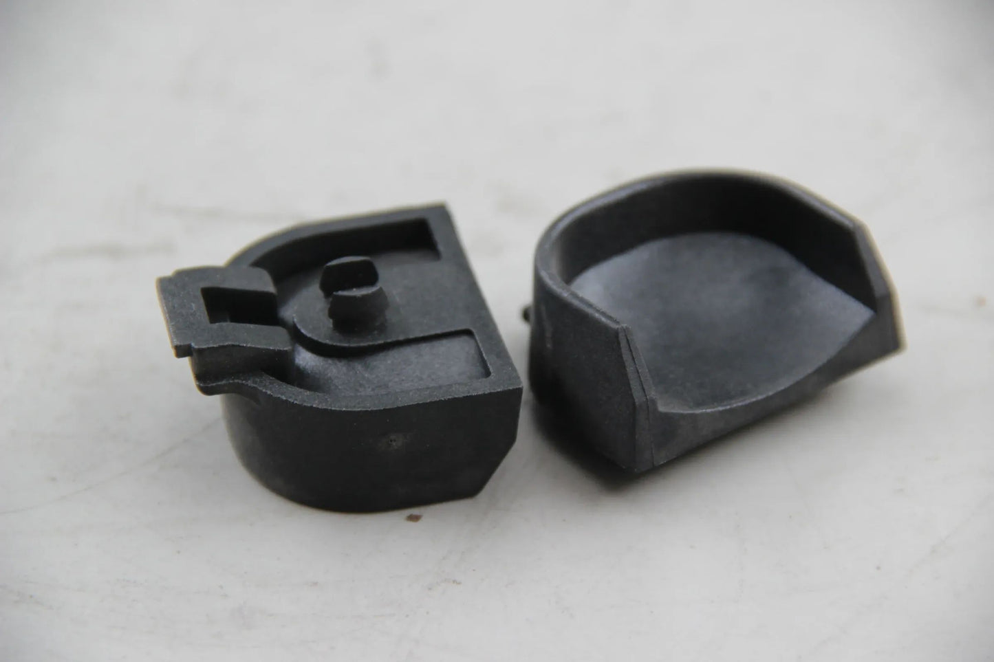 Original BMW E30 316i-325i E34 E32 E31 2x Halter Wasserkühler 10MM 17111178449