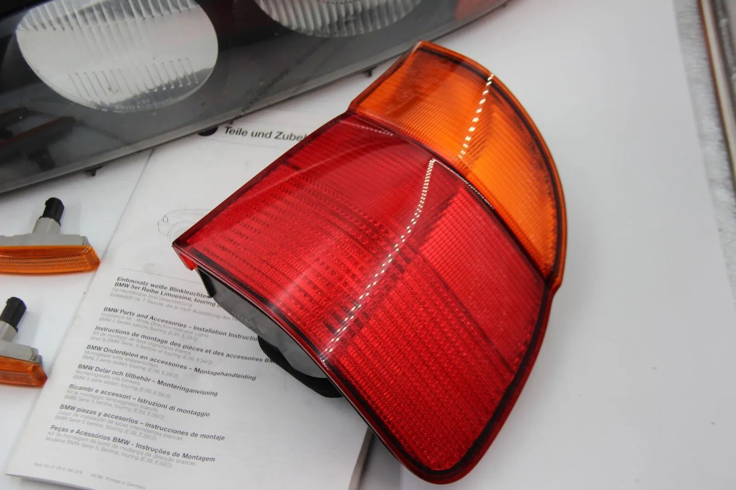 Original BMW E39 5er 520i-540i Umbausatz Blinkleuchten Orange NOS 82199408460