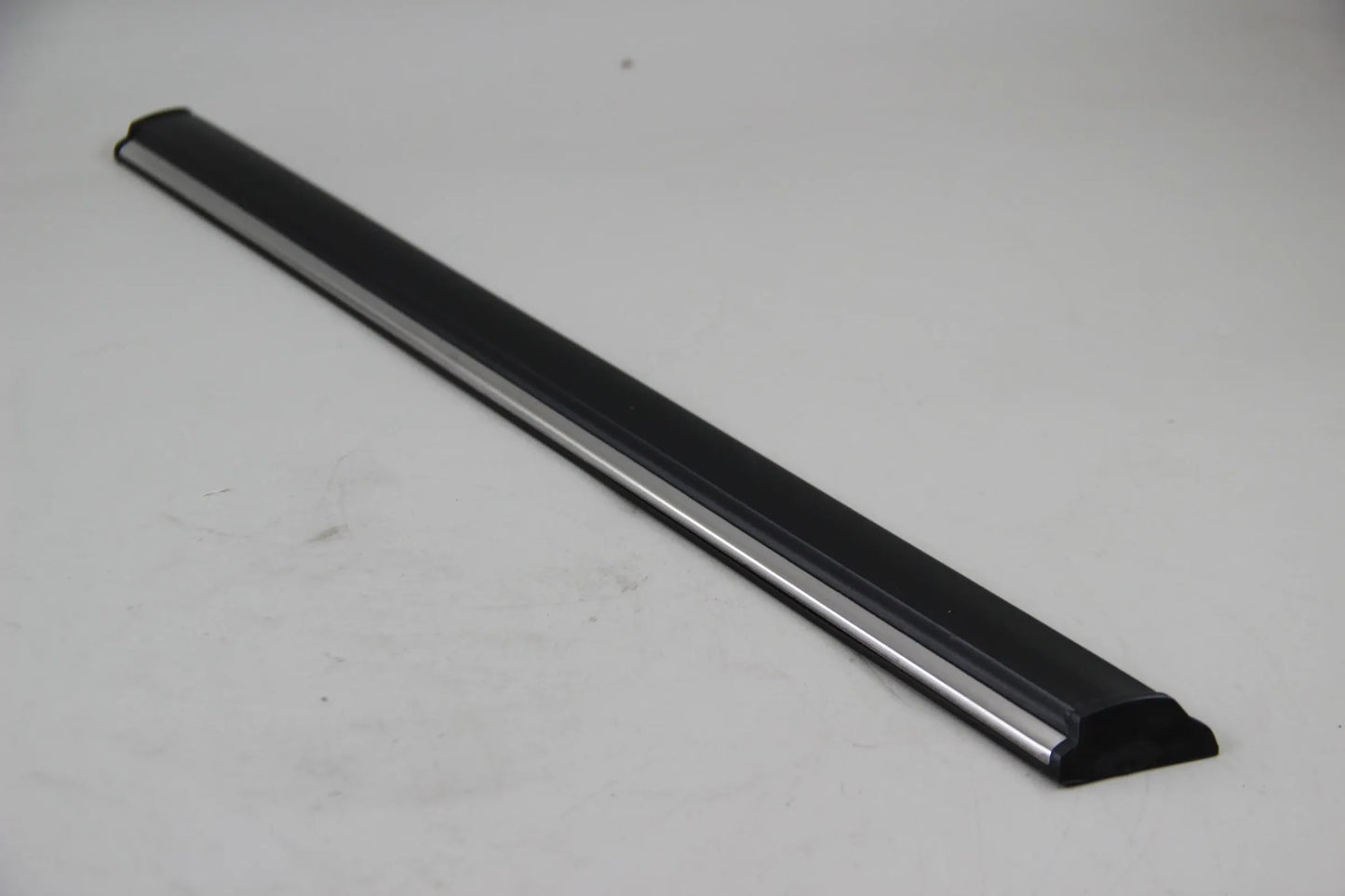 Original BMW E10 1502 2000 2002 Stossleiste Seitenwand hinten links 51131814689