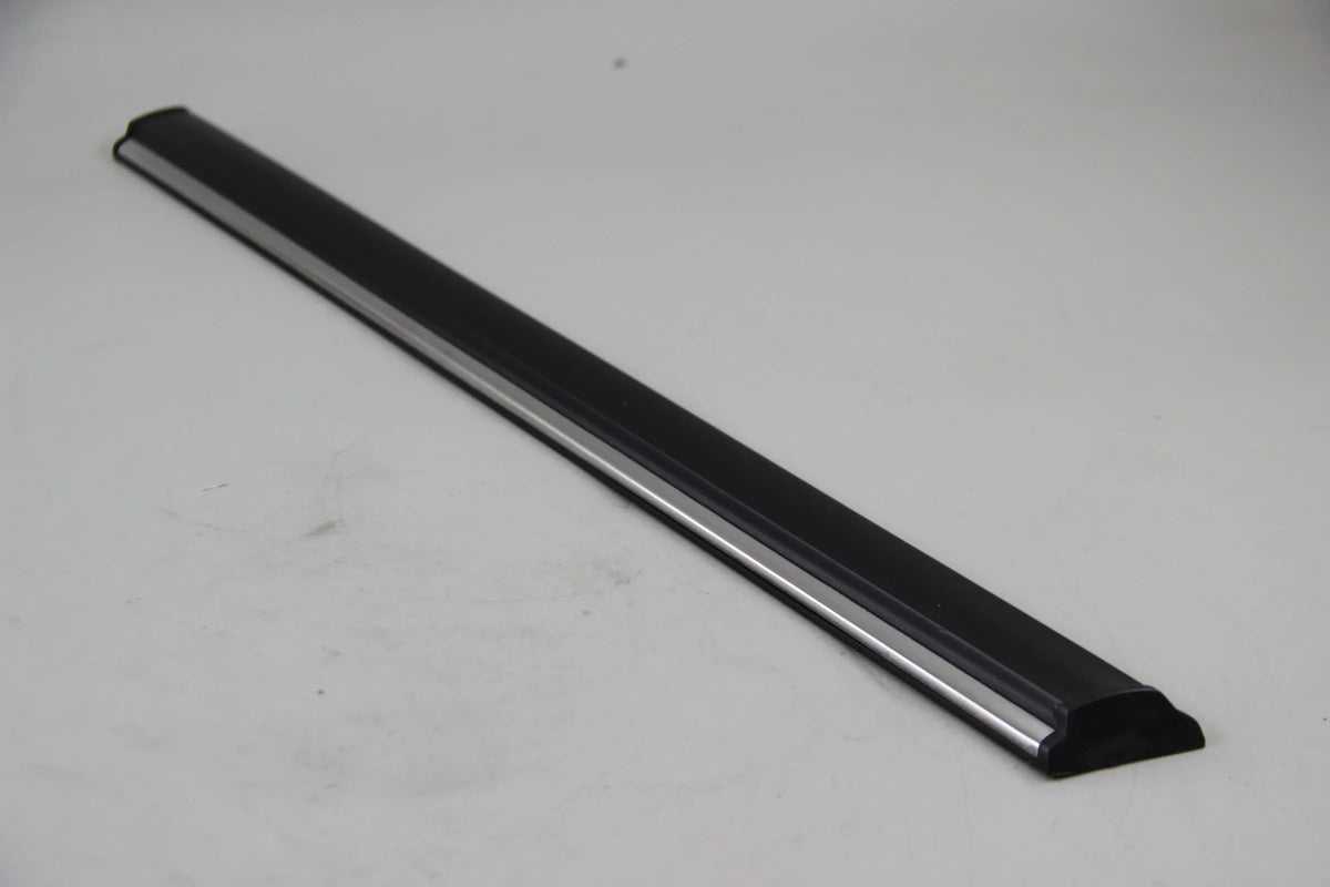 Original BMW E10 1502 2000 2002 Stossleiste Seitenwand hinten links 51131814689