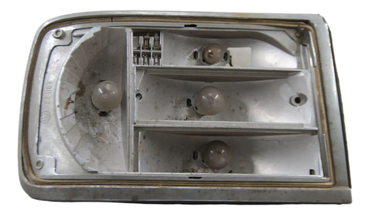 Original BMW E10 1502 1602 1802 2002 2002tii Lampenträger links 63211356931