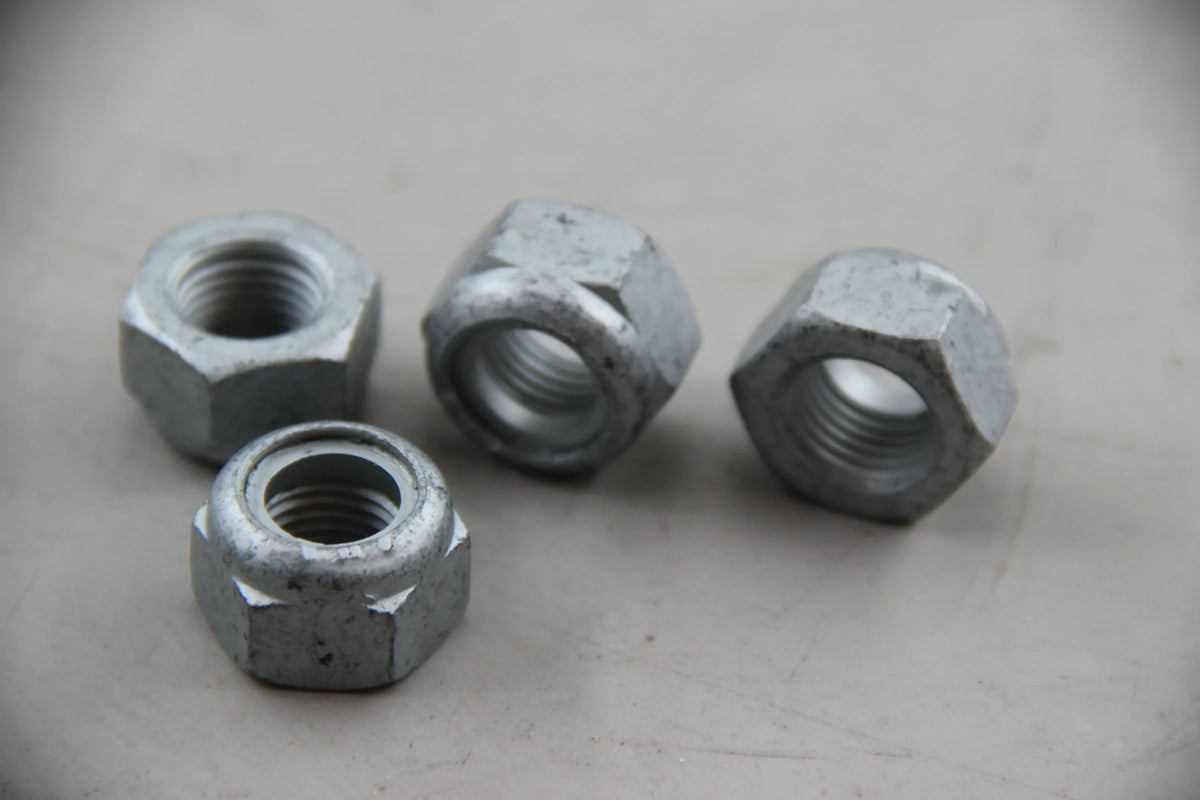 BMW E10 4x Sechskantmutter selbstsichernd CrVI-frei M14X1,5-05 ZNS3 31106774714