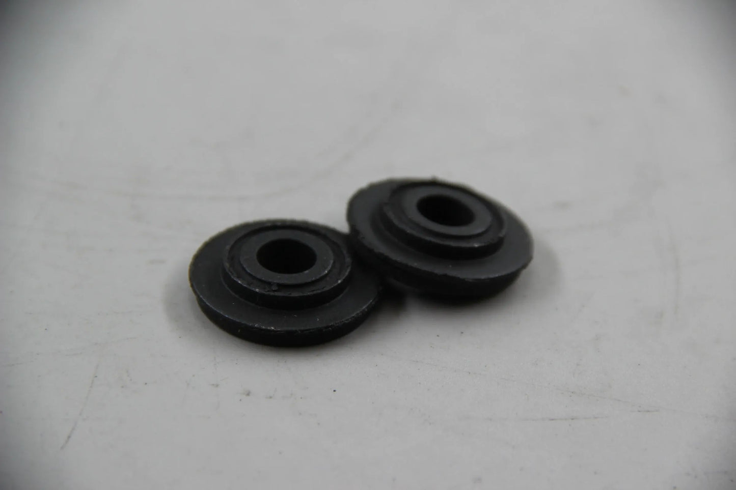 Original BMW E10 E21 E30 316 316i 318i 320is E12 E28 NK 2x Buchse  11721261404