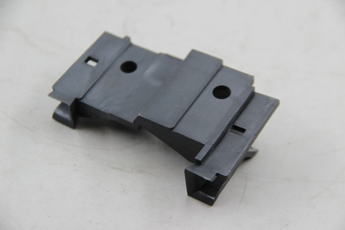 Original BMW E30 316 316i 318i 320i 325i Halter vorne rechts 51111953098
