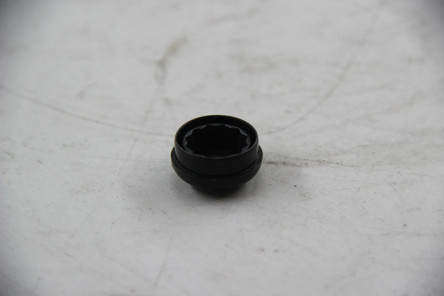 Original BMW E36 E39 E61 E63 E38 Abdeckkappe Scheibenwischerachse 61611383432