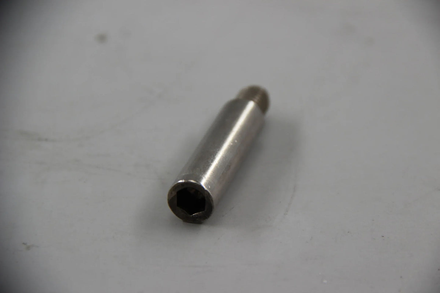 Original BMW E81 E88 E30 E36 E93 E28 E61 E24 E64 Führungsschraube 34111157041