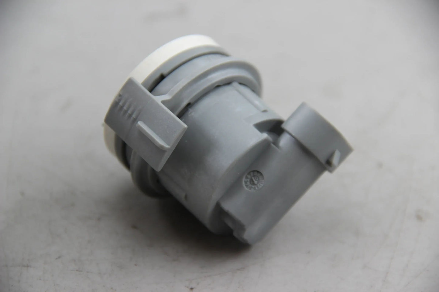Original BMW E46 316i 318i 320i-330i M3 Lampenträger NOS NLA 63128380206