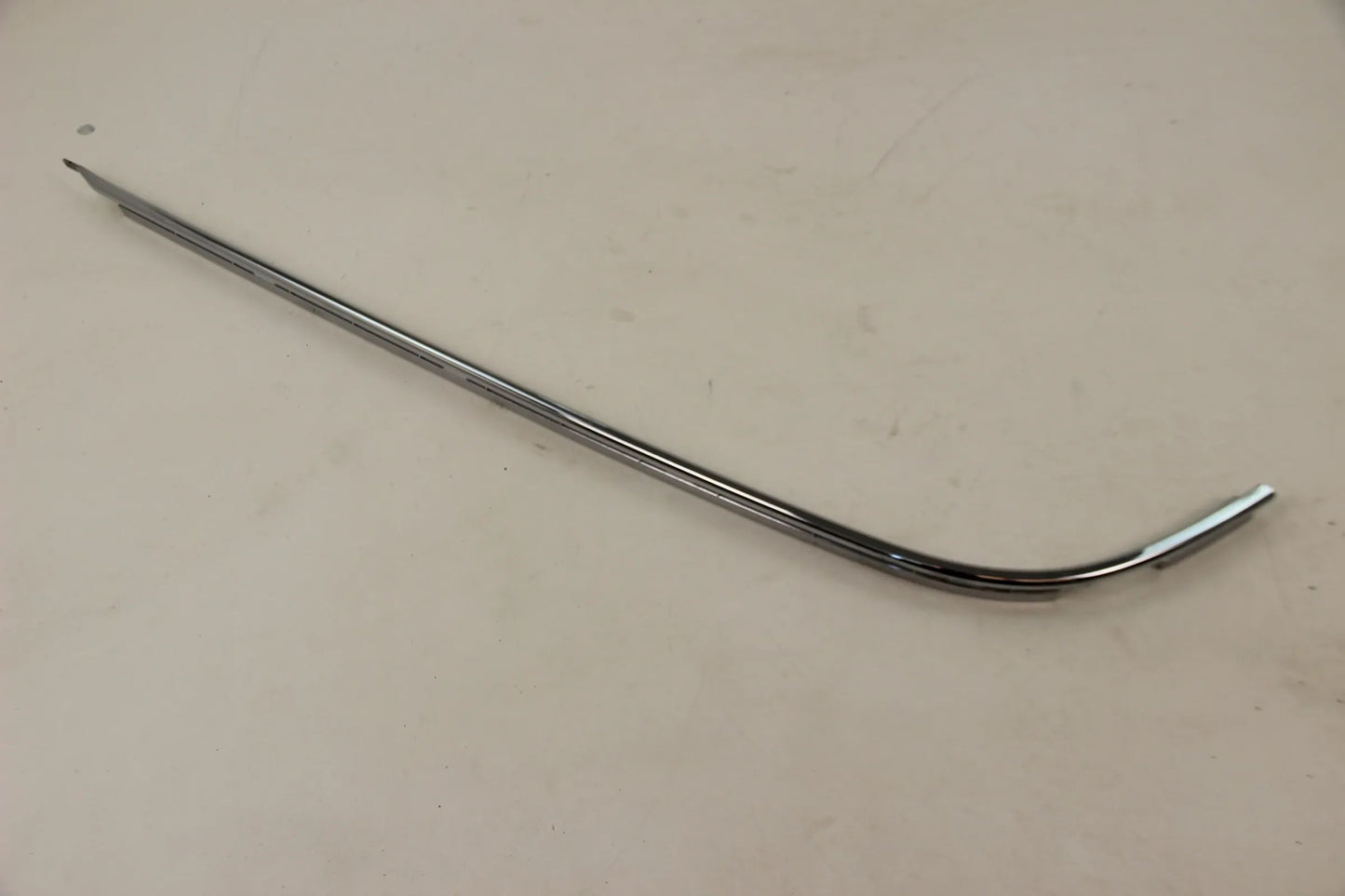 Orig. BMW E39 520d 520i 523i 525d 528i 530d 540i Blende links chrom 51128184509