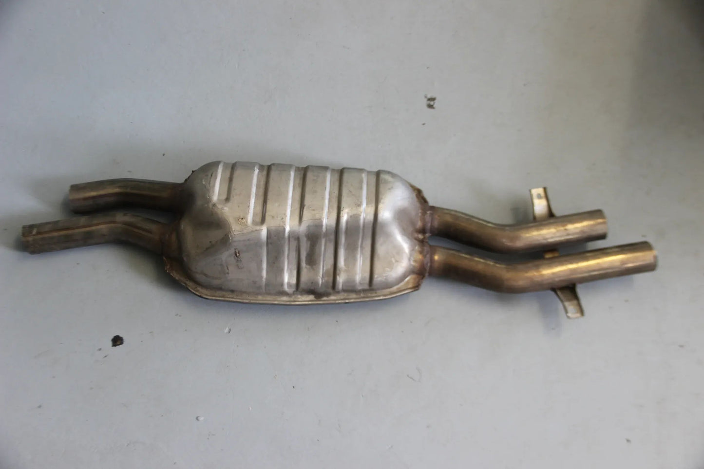 Original BMW E46 330D Mittelschalldämpfer 7780095