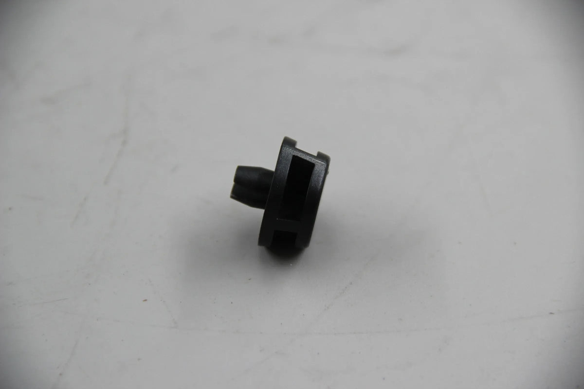 Original BMW E30 E34 E32 Distanzstück für Türkontaktschalter 61311370695